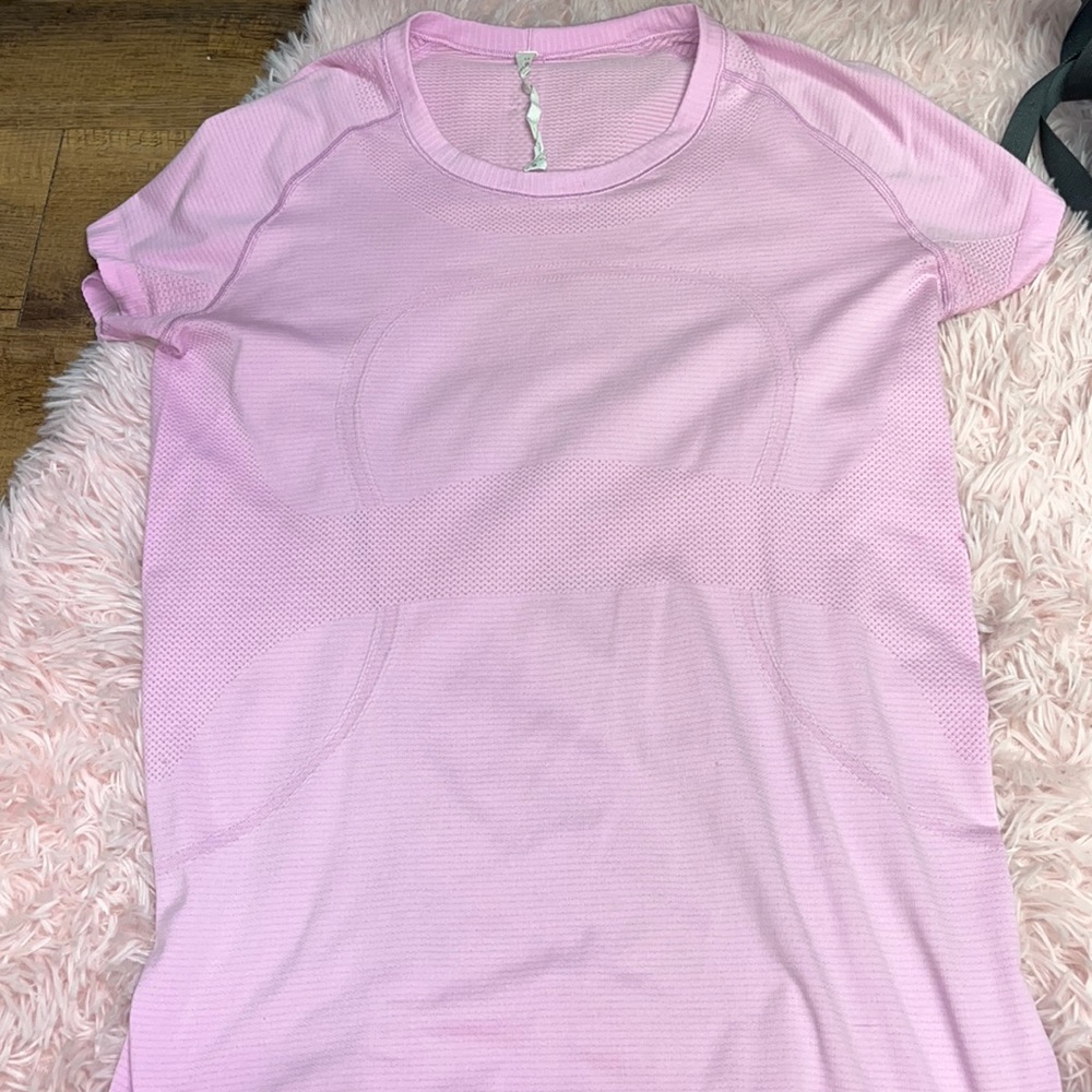 Lululemon swiftly tech pink shirt